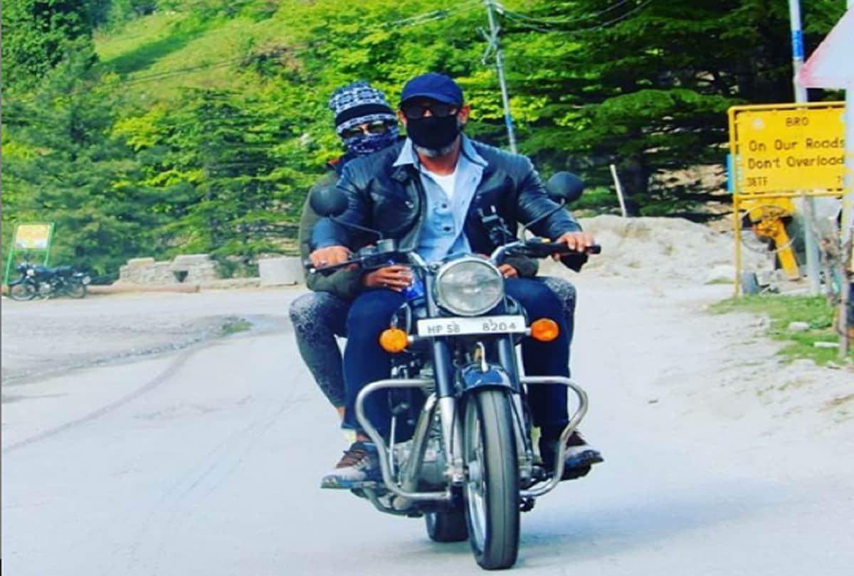 Pooja Batra affair with Tiger Zinda Hai actor Nawab Shah shared romantic picture