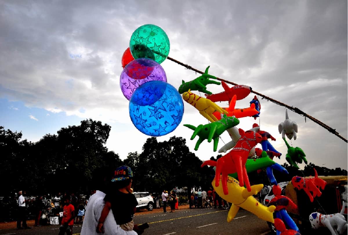 Weather update Rain and storm likely in delhi ncr today temperature may rise after 22 june