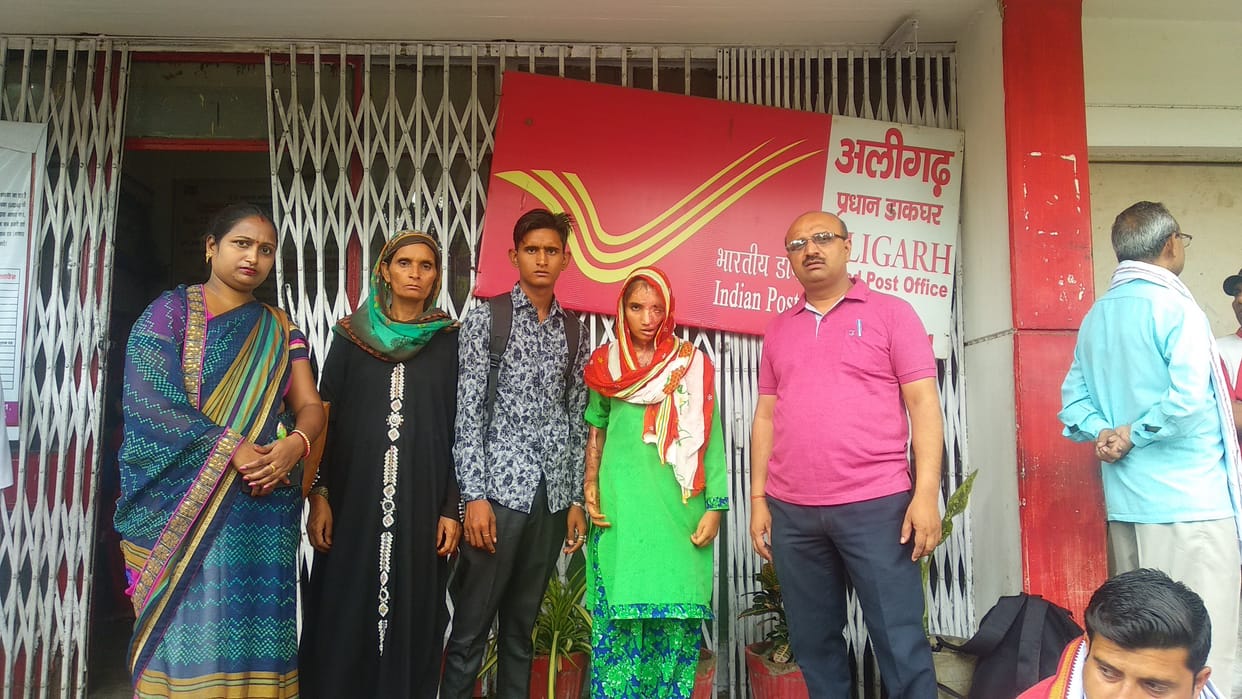 Acid ttack victim Gulshana Wandering for identity