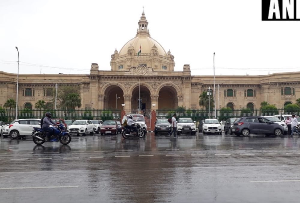 Current weather condition in Lucknow.