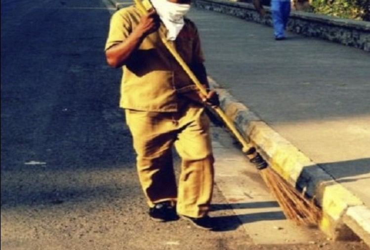 Five thousand sweepers will be regular before Diwali