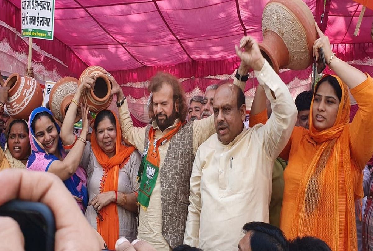 Conflicts will continue till Delhi gets water say manoj tiwari