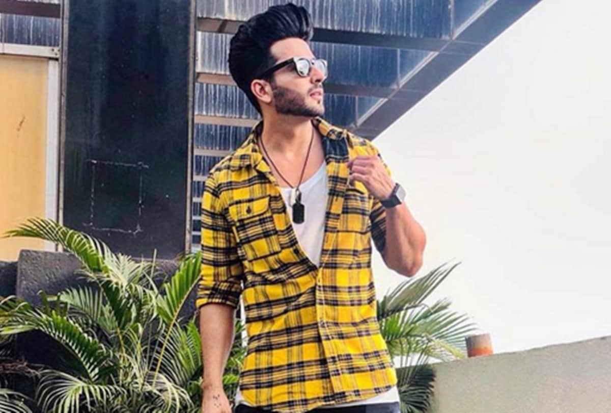 TV actor Dheeraj Dhoopar Instagram and Facebook accounts has been   hacked