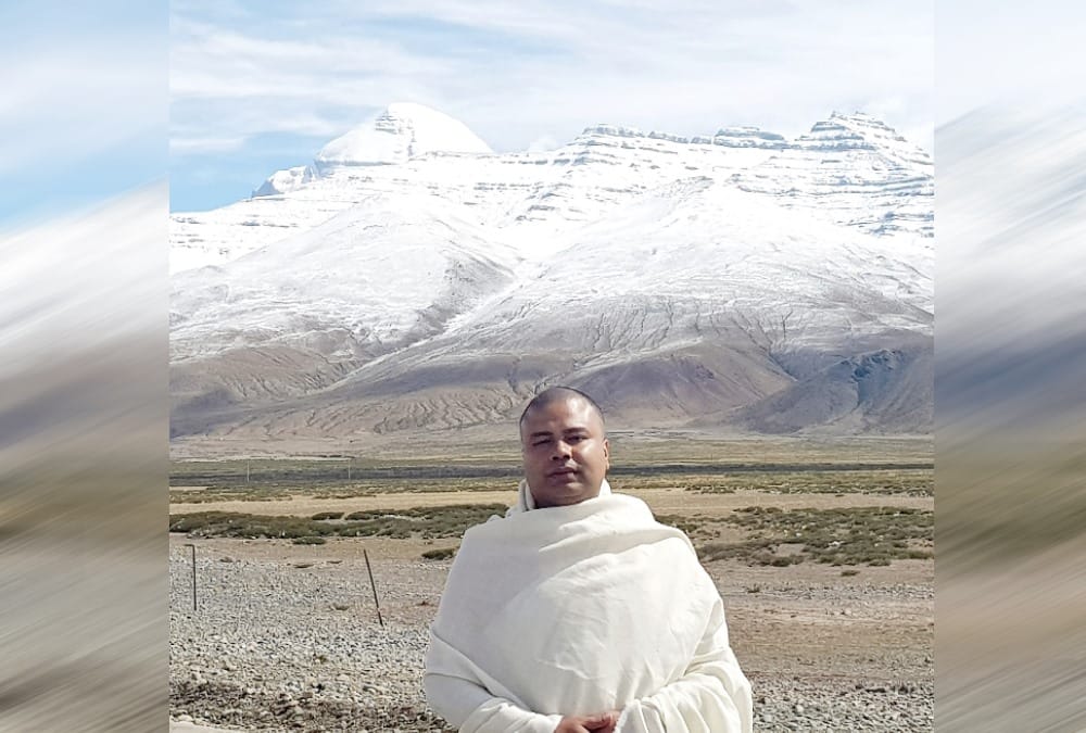 kailash mansarovar yatra 2019 china officers and guide Rude behaviour pilgrims
