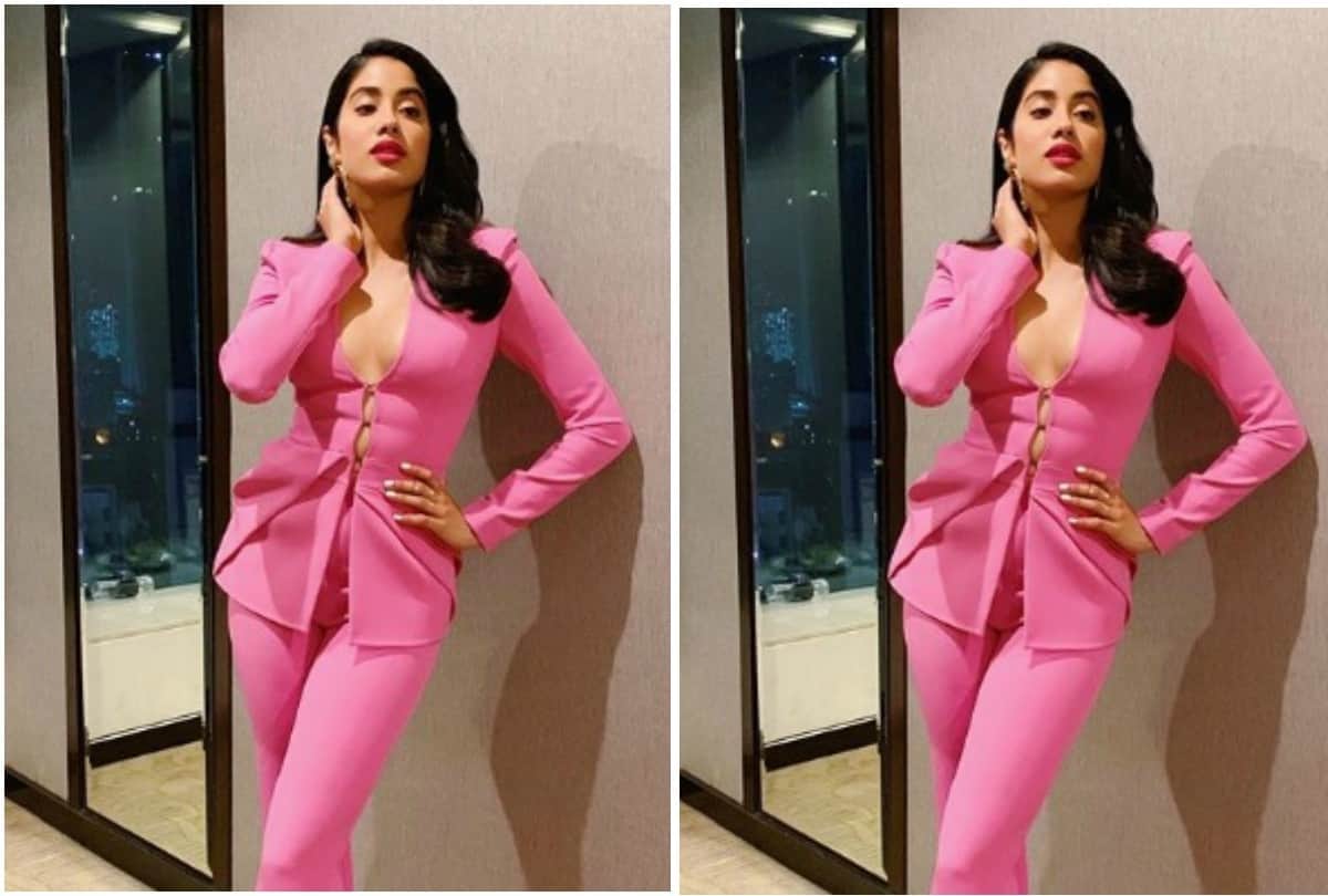 Grazia Millennial Awards 2019: Janhvi Kapoor looks gorgeous in a pink pantsuit