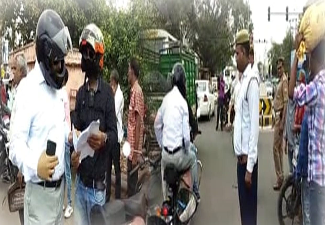 IG surprise inspection from bike in Kanpur