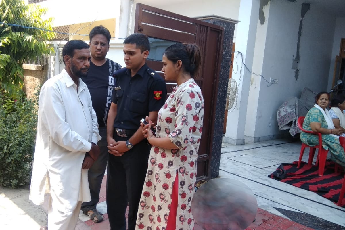 friends of Martyr Major Ketan Sharma Playing the best role of Friendship