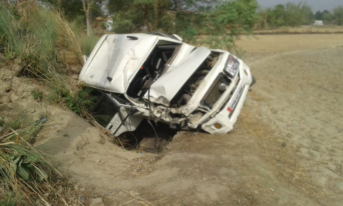 Barati bolero fell in valley of bridge in mau