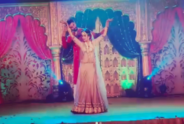 sushmita sen danced with boyfriend rohman shawl at rajeev sen wedding