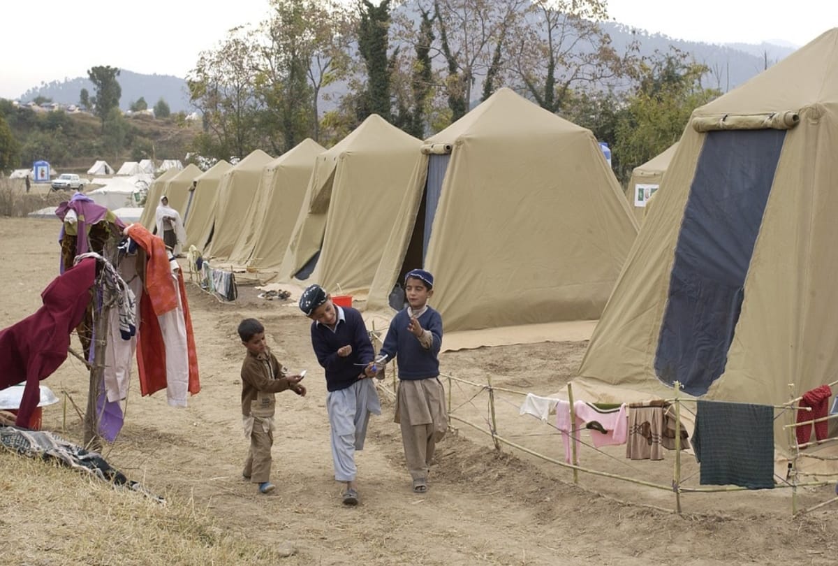 world refugee day 2019 theme history statistics of refugees in the world