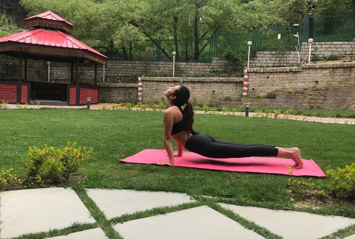 Sunny Deol’s son Karan Deol Pal Pal Dil Ke Paas Actress Sahher Bambba Yoga Photos