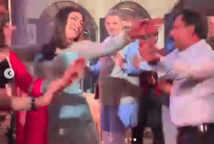 sushmita sen danced with boyfriend rohman shawl at rajeev sen wedding