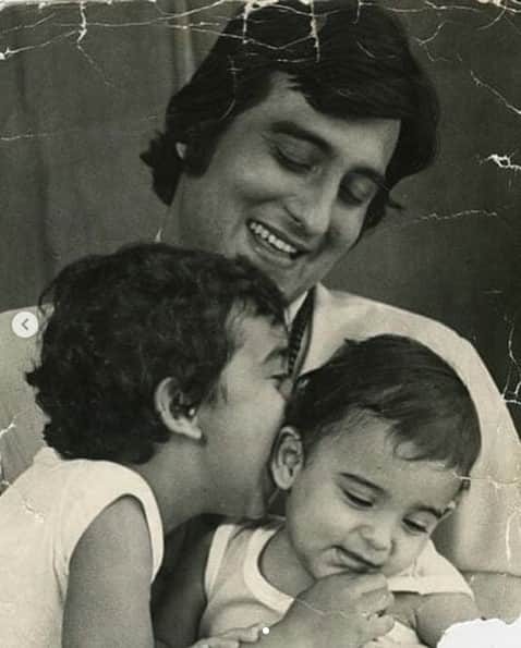 see unseen childhood photo of actor Rahul Khanna with father Vinod Khanna