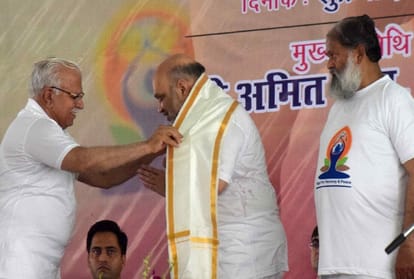 International yoga day 2019, Home Minister Amit shah Praised PM Modi for yoga camp