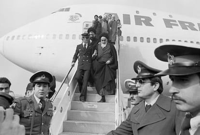 Iran US conflict 1979 Iran revolution and all about hostility in Iran and America