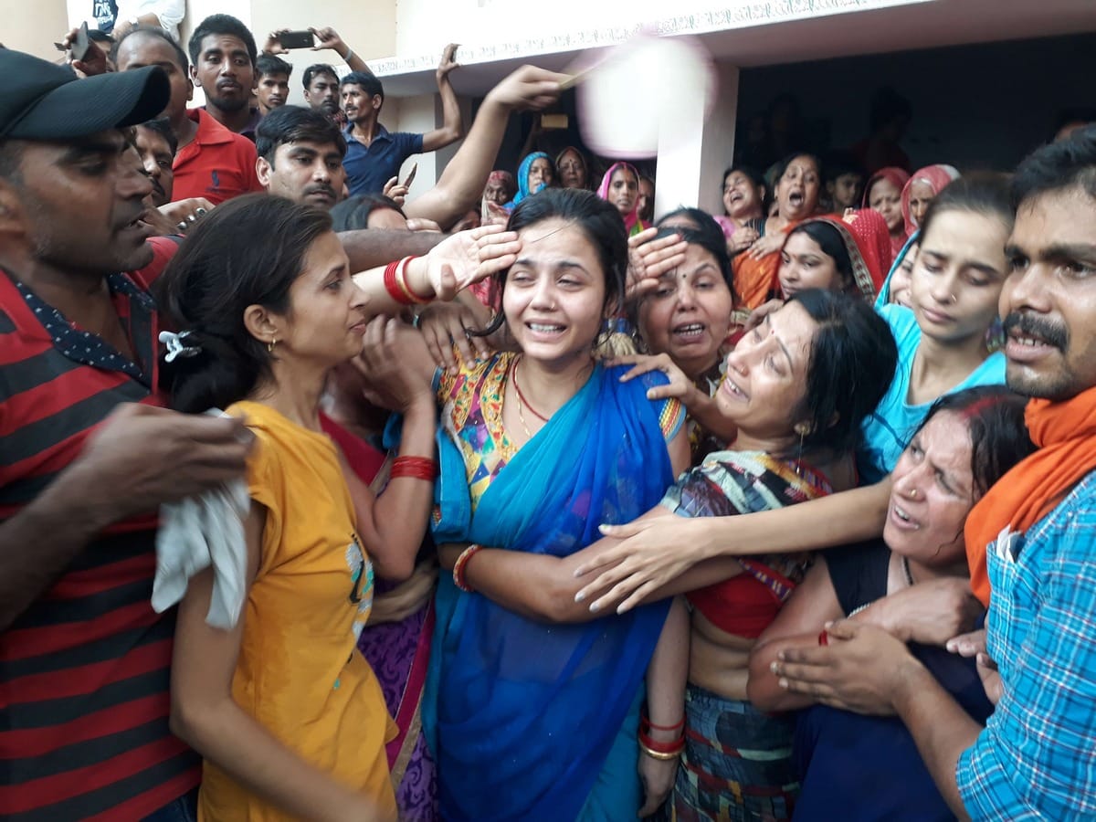 last rites suraj ballia aircraft an 32 crash father mother wife