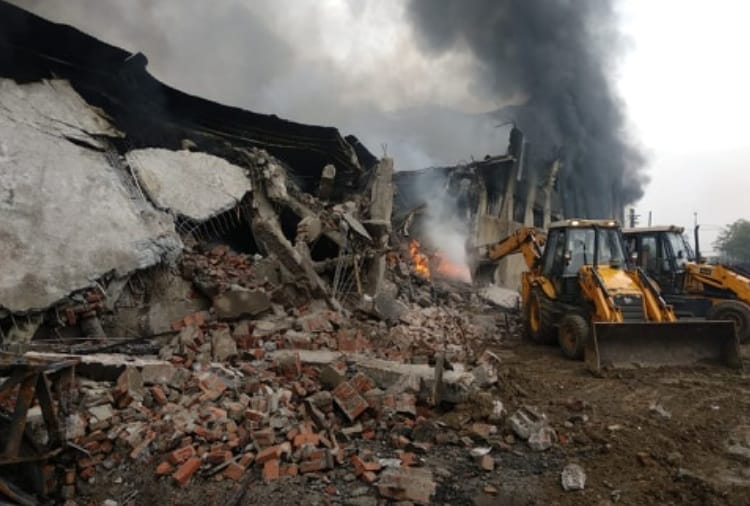 fire broke out Cycle parts manufacturing factory at ludhiana of punjab