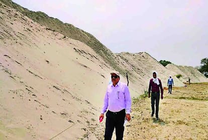illegal sand mining in ganga