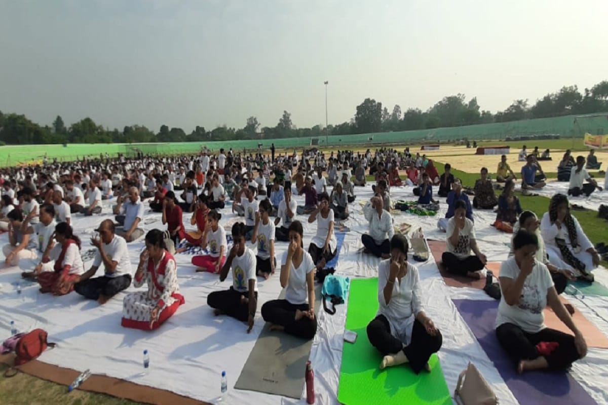 International Yoga Day 2019: Yoga practiced in all cities peoples of western UP