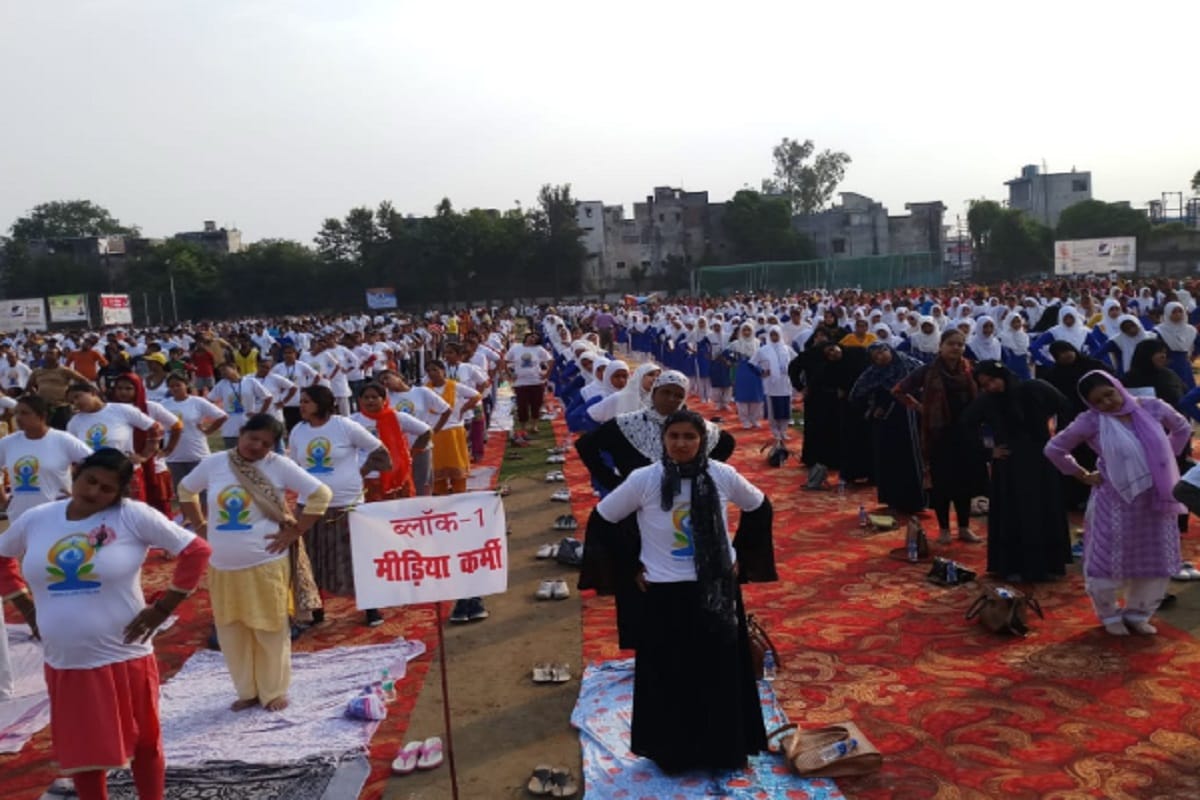 International Yoga Day 2019: Yoga practiced in all cities peoples of western UP