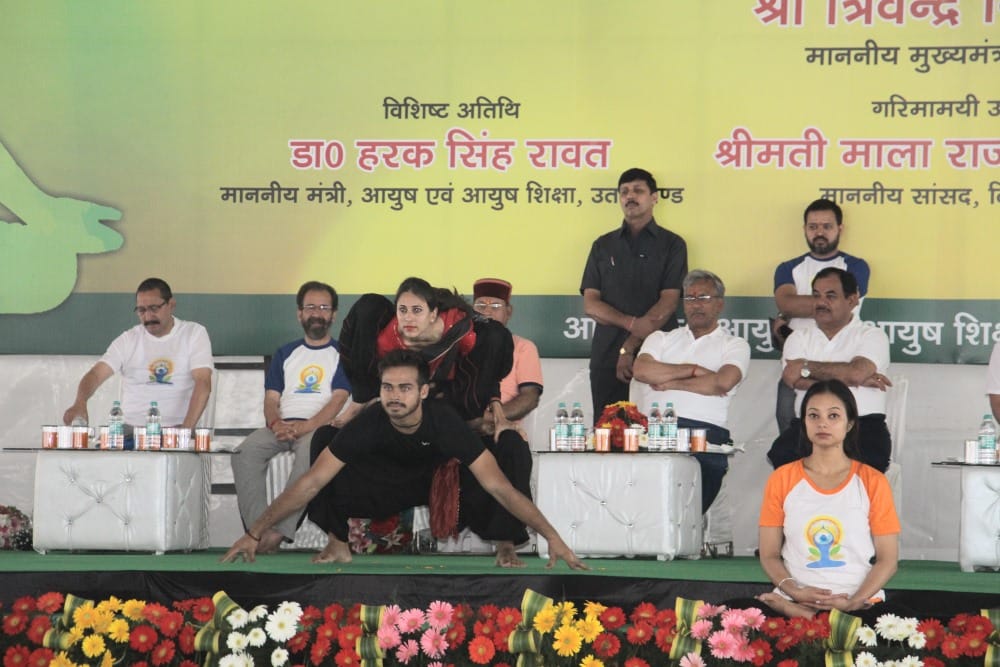 International yoga day 2019 cm trivendra singh rawat will do yoga with people