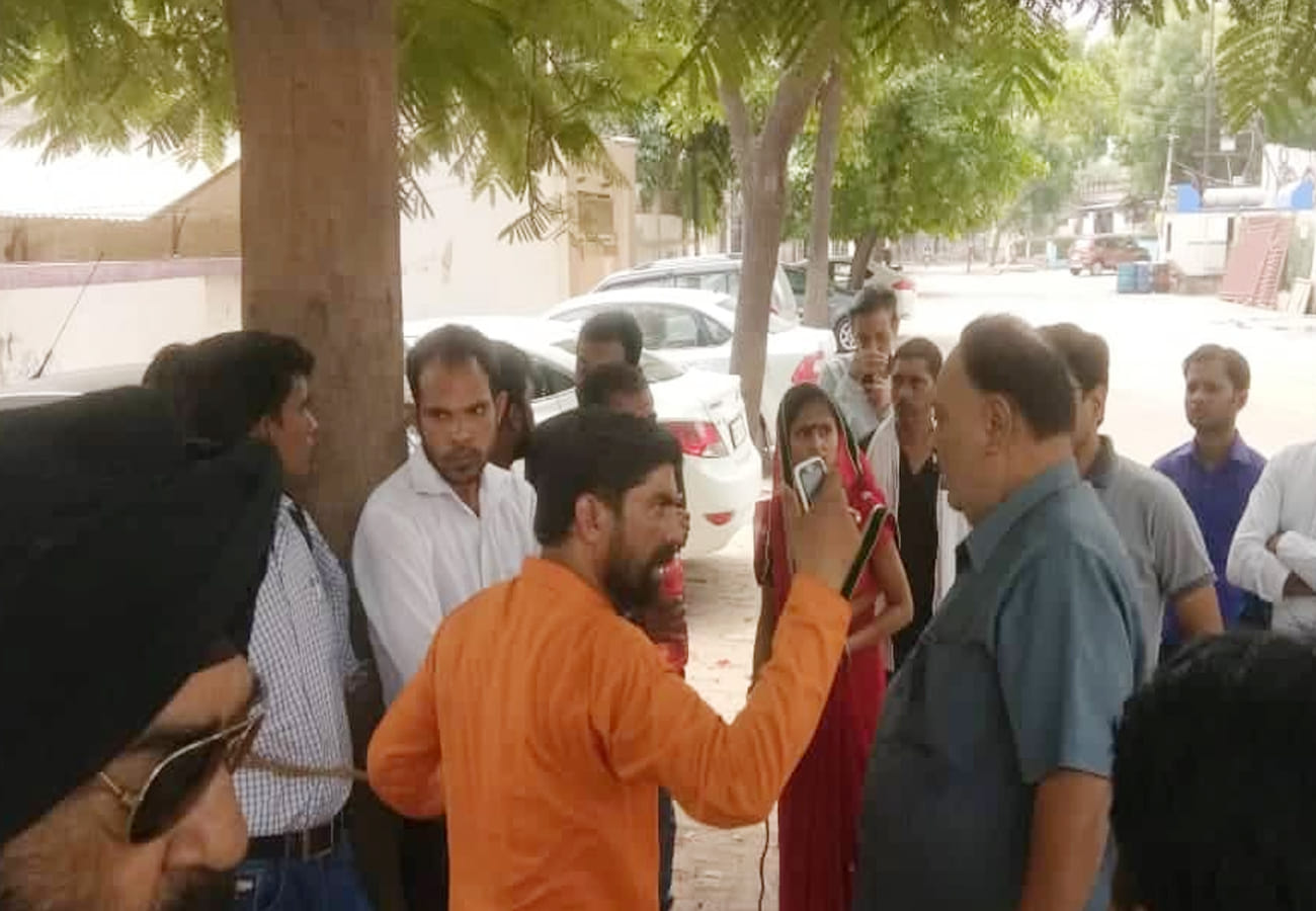 angry councillor made the Namami Ganga team hostage in kanpur
