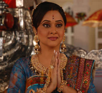 mrinal kulkarni birthday special here some unknown facts