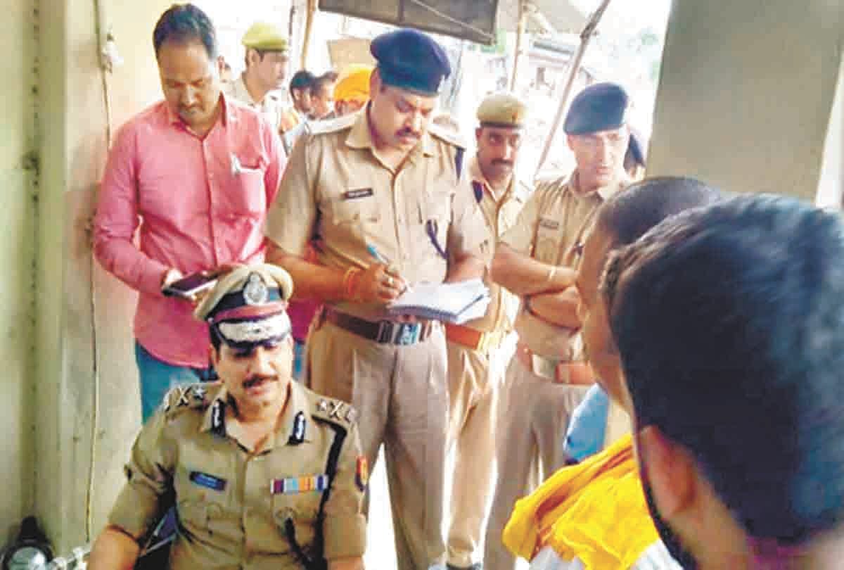 Saraf's day-long shoot shot, five lakh jewelery looted