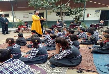 international yoga day 2019 story of brave muslim yoga instructor rafiya naaz