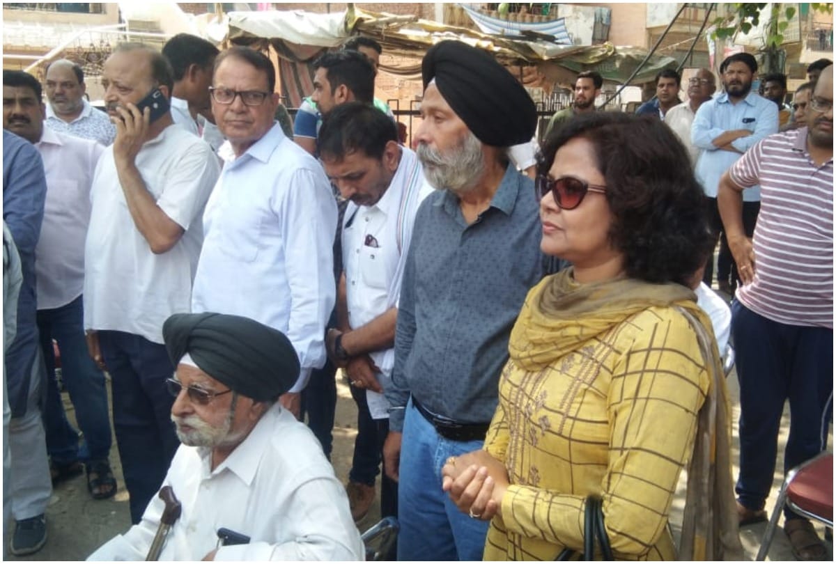 AN 32 crash martyr flight lieutenant Rajesh Thapa mortal remain brought faridabad last rites perform