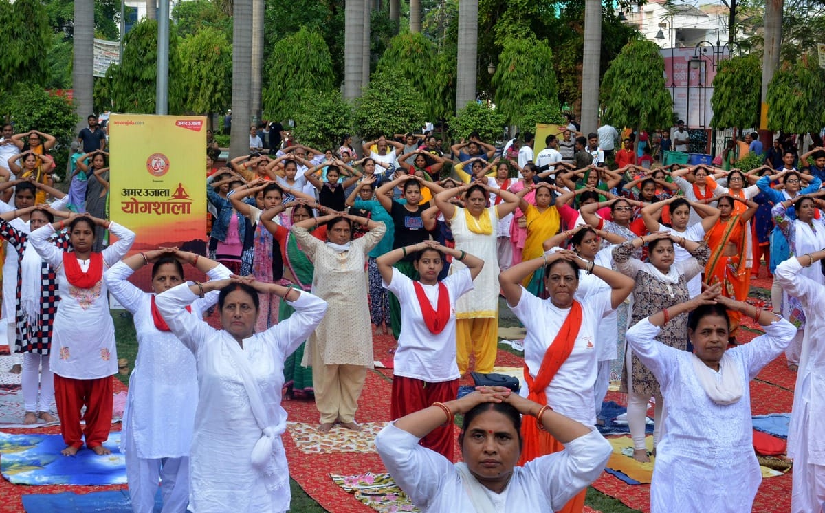 international yoga day in varanasi