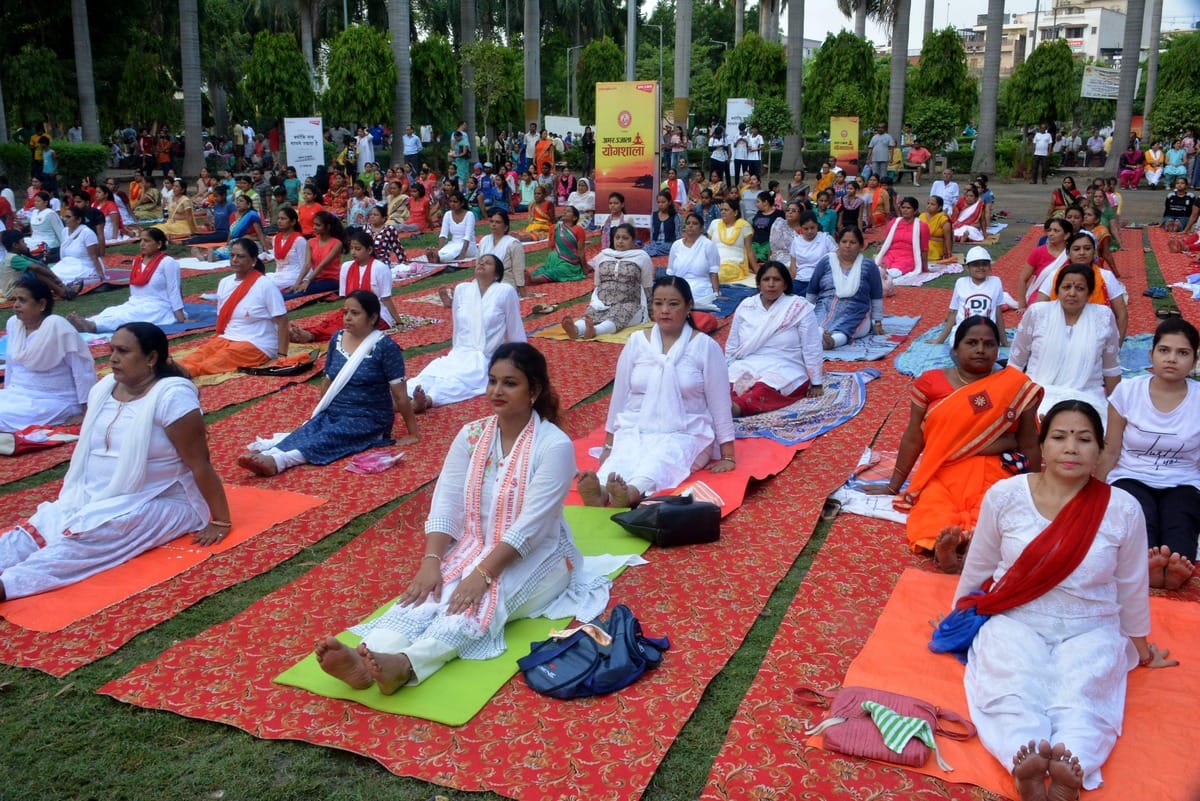 international yoga day in varanasi