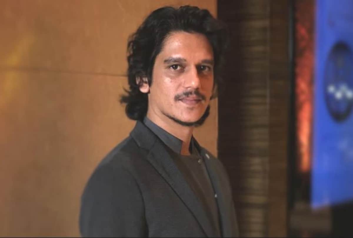 Janhvi kapoor Vijay Varma Started Shoot for Ghost Stories