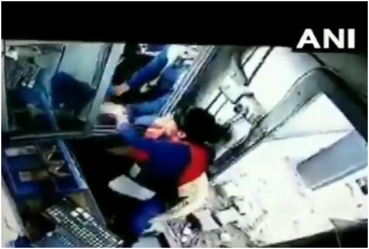 Kherki Daula Toll Plaza employee hit by a car driver in Gurugram