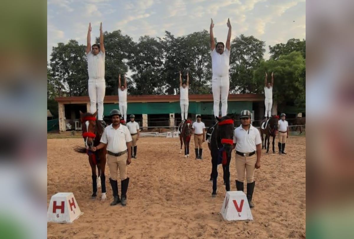 International Yoga Day 2019 BSF equestrian team performs Yoga on horsebacks at BSF camp Gurugram