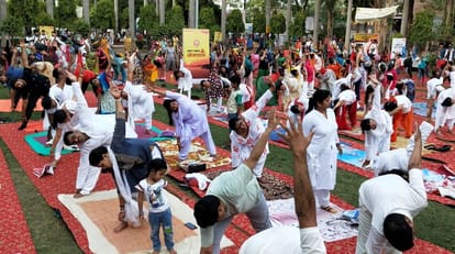 International Yoga Day 2019 : Amar ujala yoga with varanasi