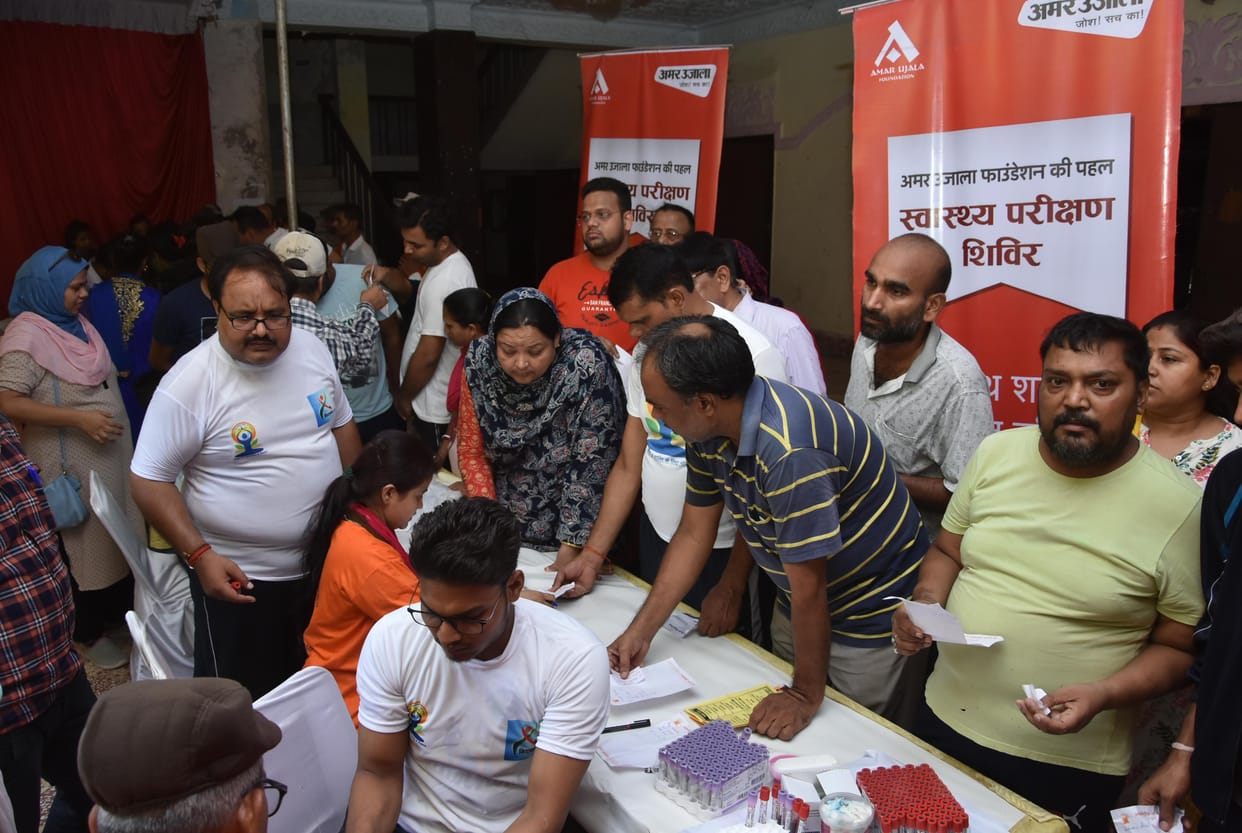 The crowd gathered in the health fair, 3200 people checked for free