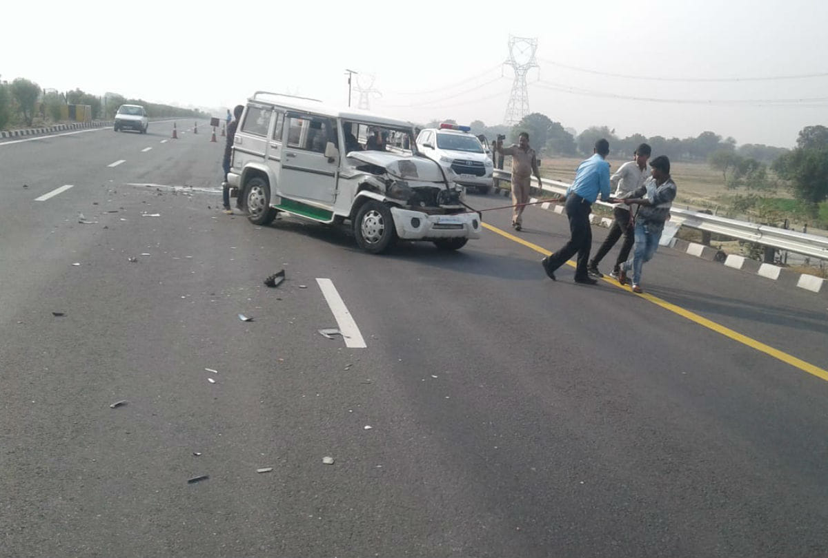 four people injured in car collision with truck on Agra-Lucknow expressway