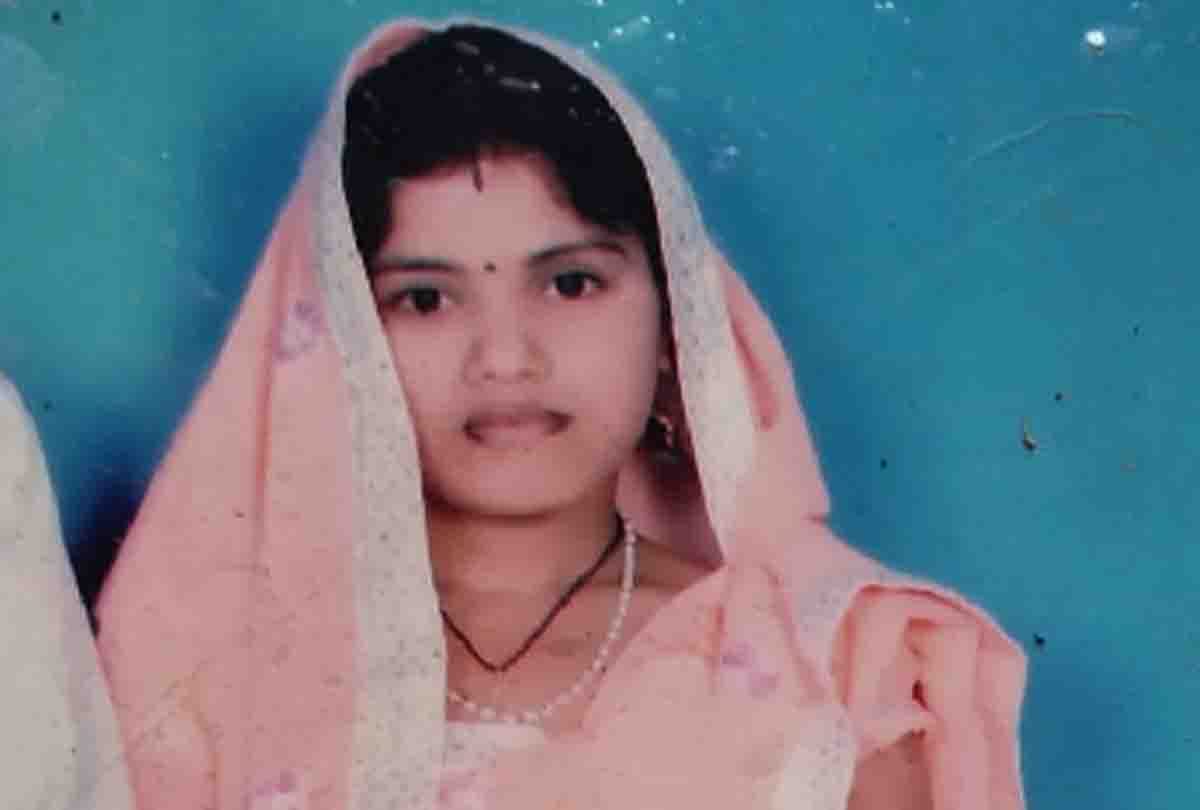 man brutally murdered his wife and burned his body