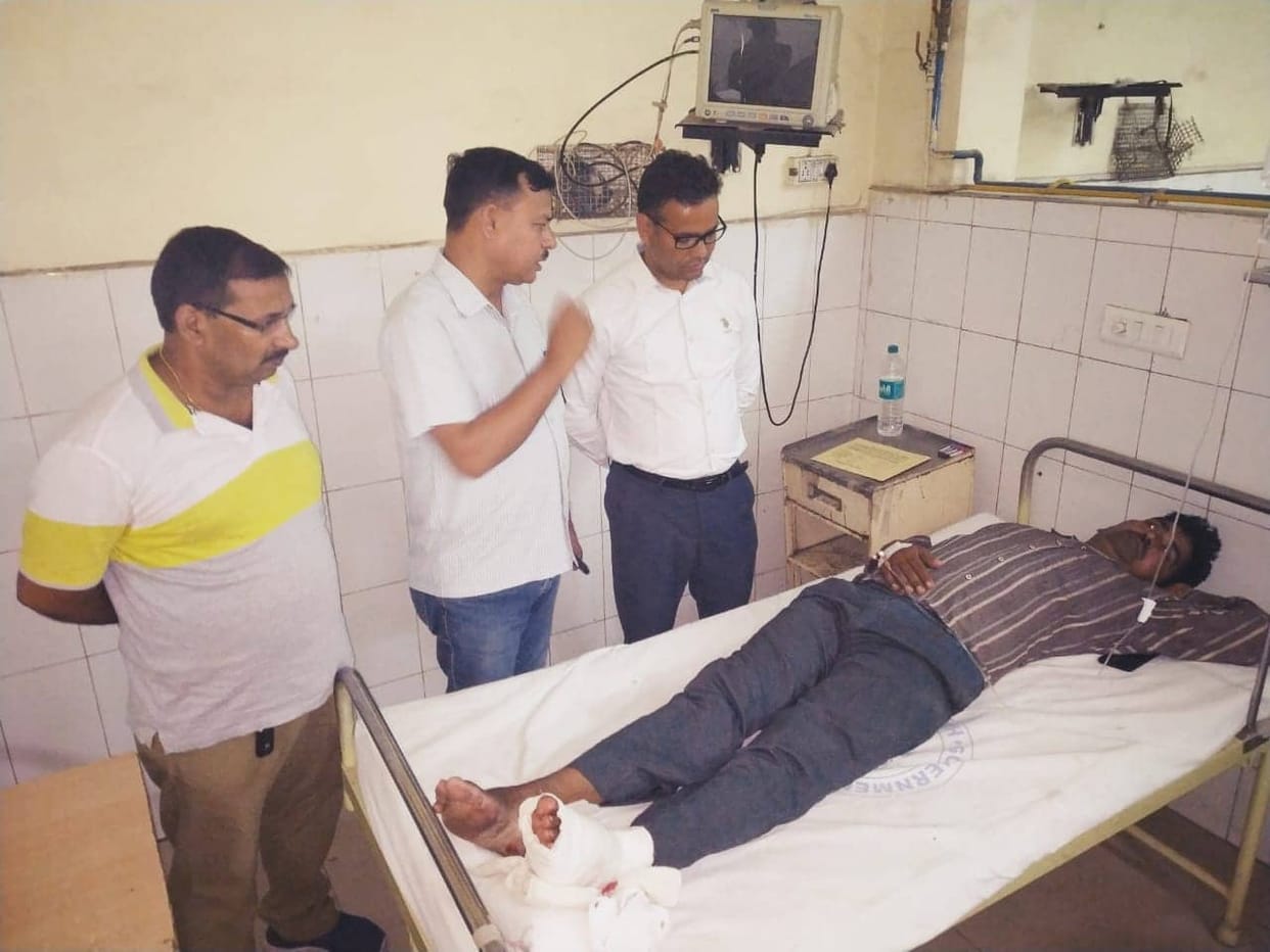 wood smugglers kill forest beat watcher in haldwani