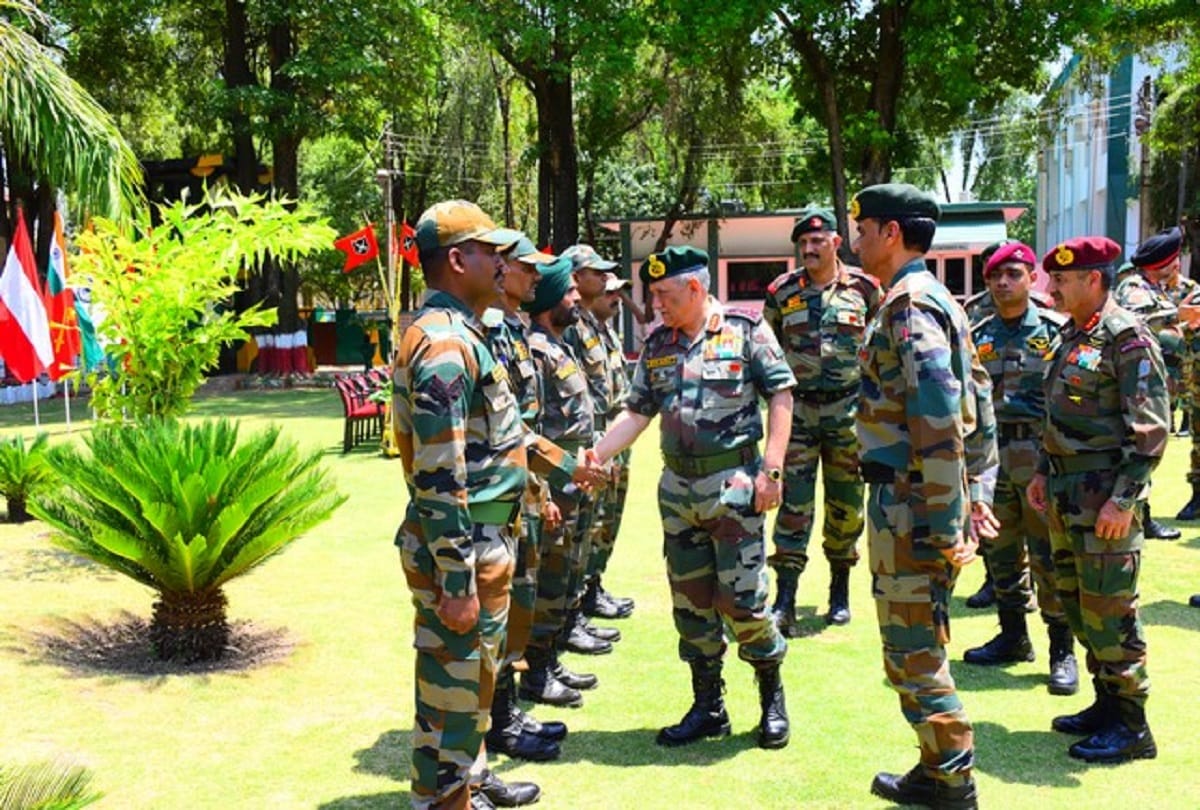 Army Chief General Bipin Rawat visited Akhnoor Sector in J&K