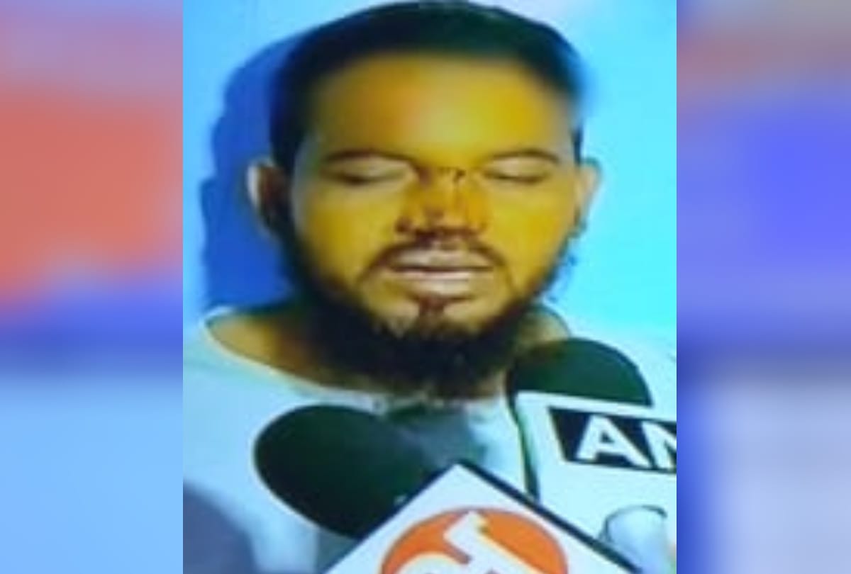 maulvi complaints hit by car on not sayig jai shree ram