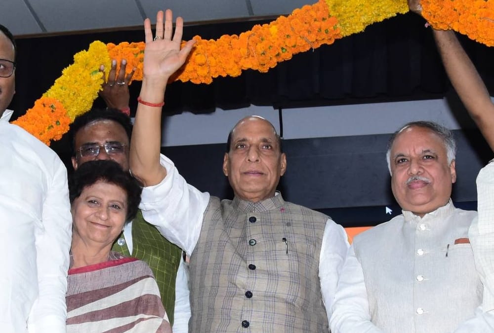 Rajnath Singh speaks on one rank one pension in Lucknow.