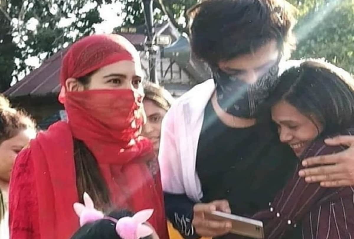 Sara Ali Khan Kartik Aaryan spotted in Shimla with covered face fans clicked selfie