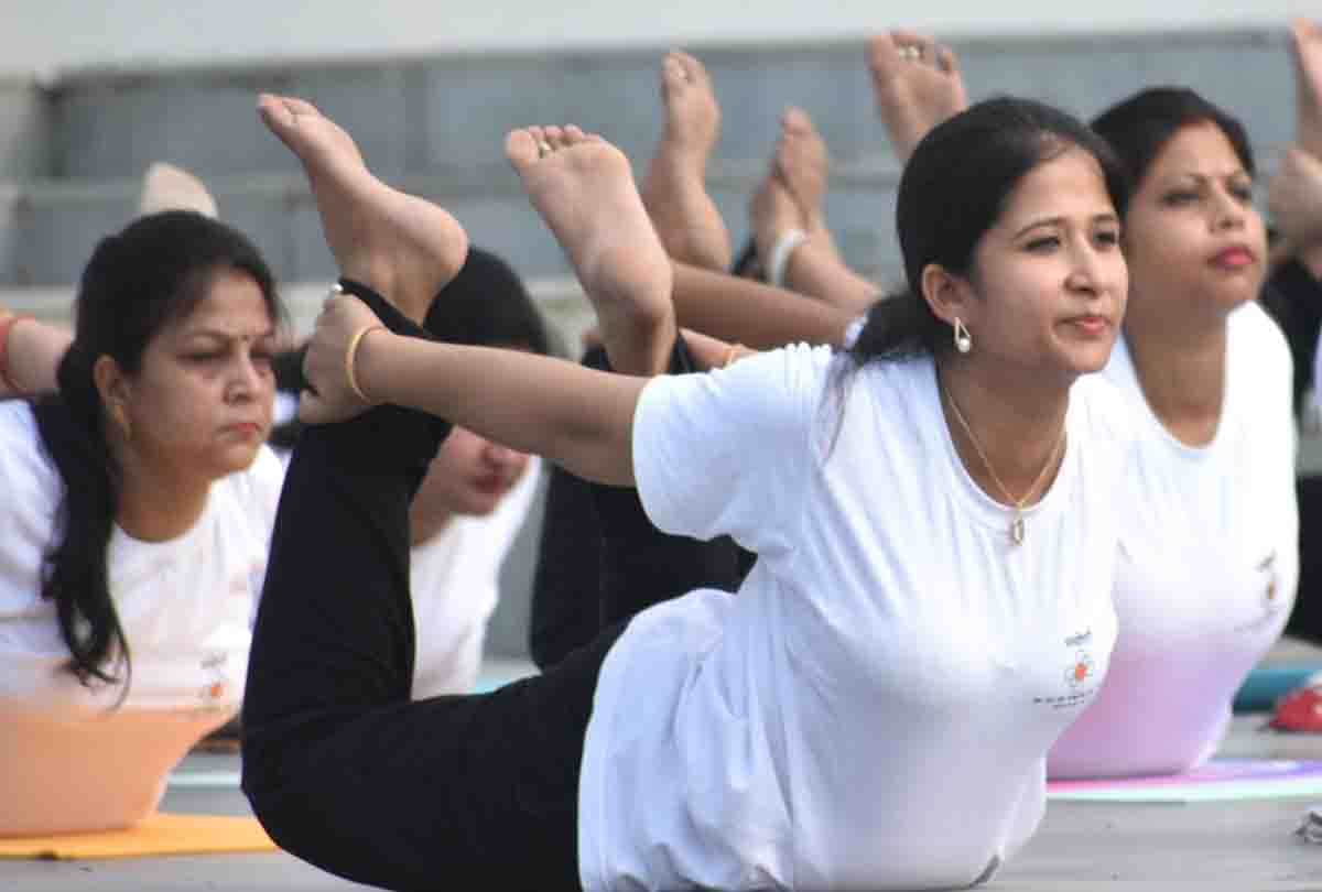 know best yoga tips for lose your belly fat