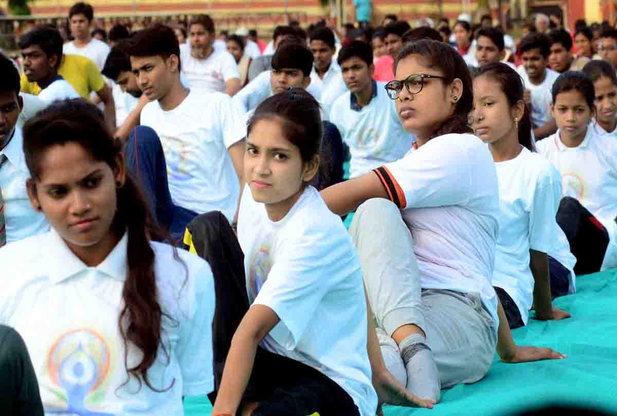 yogasan for keep you active whole day