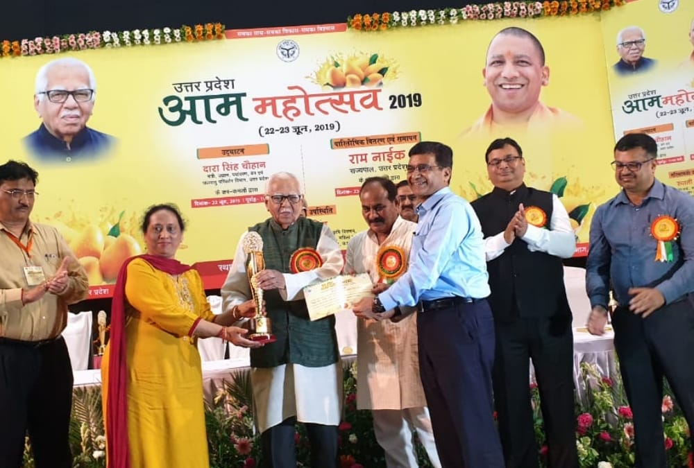 S C shukla beomes the winner of aam mahotsav 2019.