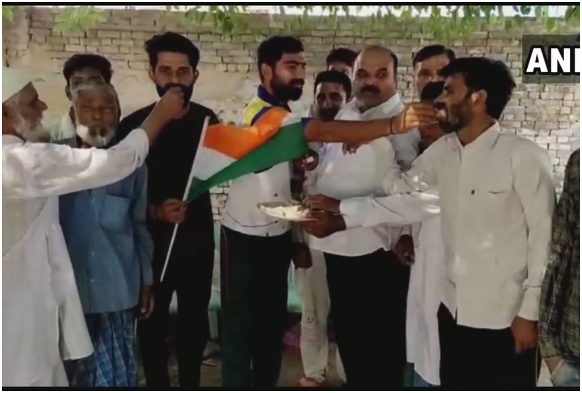 shami took hattrick against afghanistan, Mohammad Shami Family and friends of celebrate in Amroha