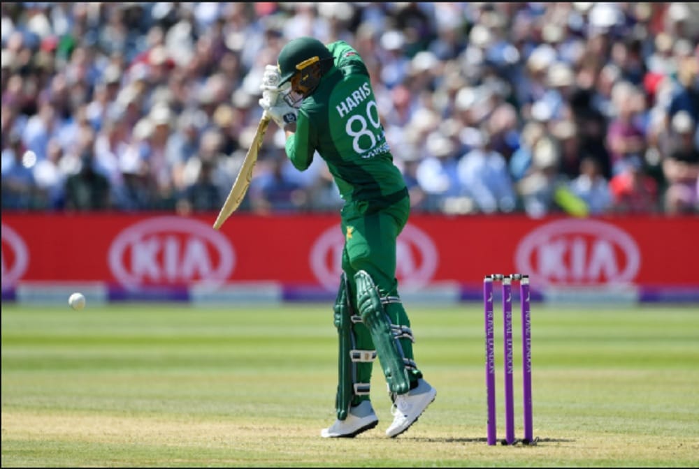 Pakistan Coach Mickey Arthur wants to commit suicide after defeat against India in world cup 2019
