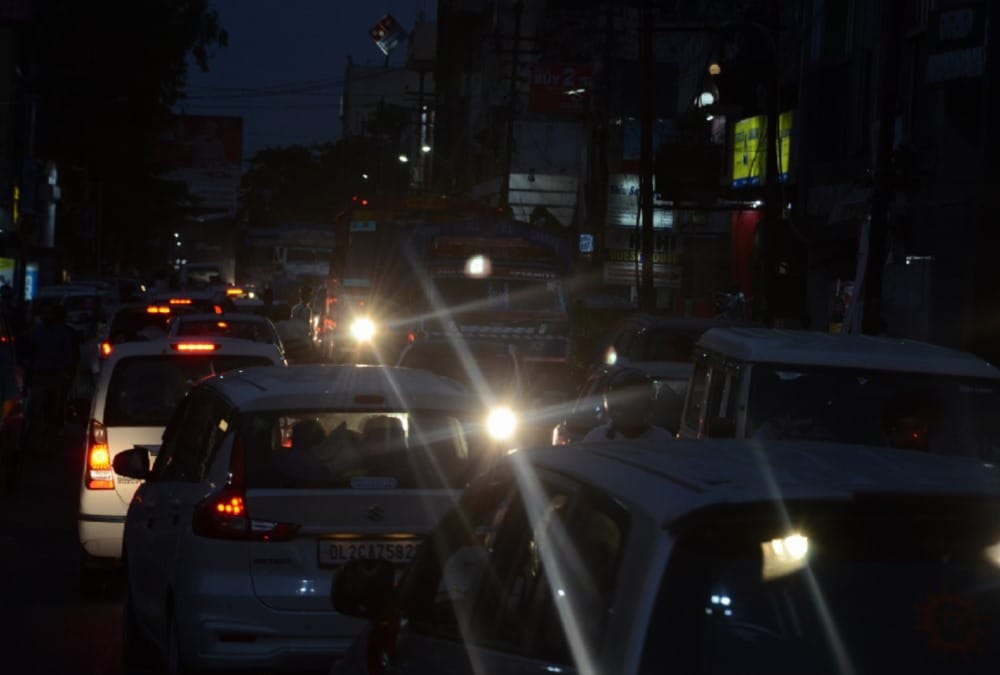 Traffic jam on weekend again in Uttarakhand Tourist rush